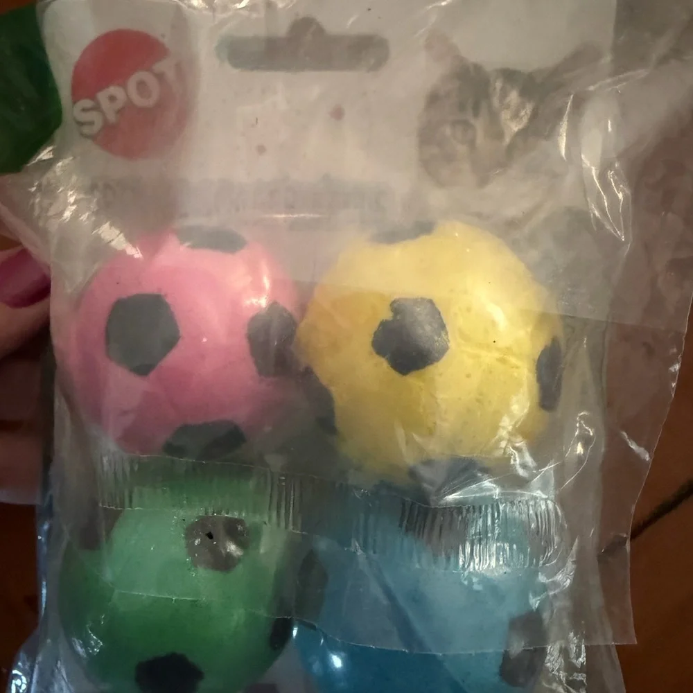 NWT NEW CAT TOYS. Colorful Soccer Ball Cat Toys. MUST BE BUNDLED